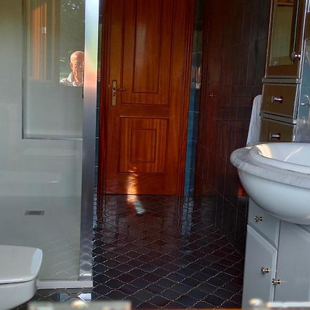 Villa Con Piscina En Panton Ribeira Sacra Galicia Ideal Para Familias Luaran gambar